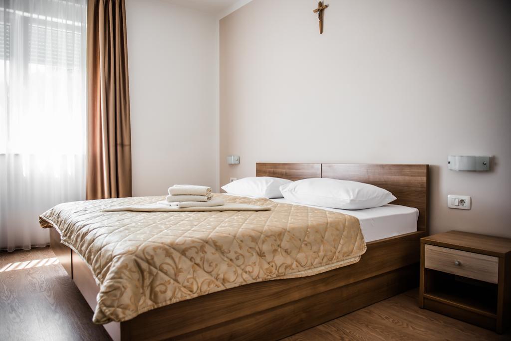 Hotel Martin Меджугорье Экстерьер фото